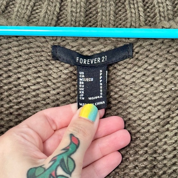 Olive Cable Knit Cardigan Sweater forever 21 thick heavy soft - Picture 3 of 5